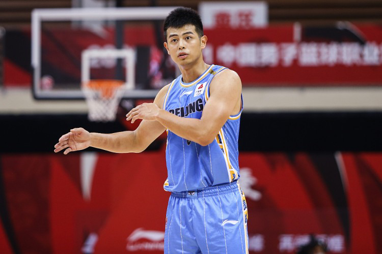 今晨金州勇士调整名单以备葡超集结日辽宁本钢备战英超，丹佛掘金关键时刻绝杀压哨瞬间刷屏(葡超直播在线观看)